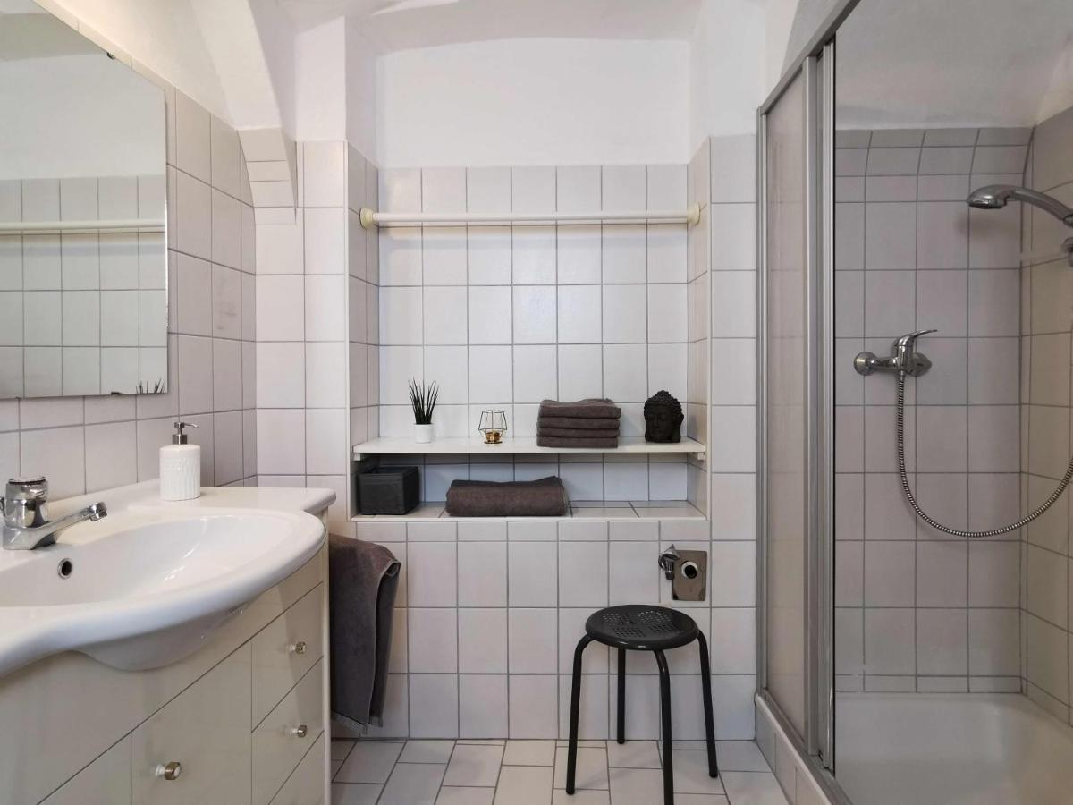 Ferienwohnung Himmelberg 80M2 In Der Altstadt Und Toll Fuer Familien Klagenfurt am Woerthersee Dış mekan fotoğraf